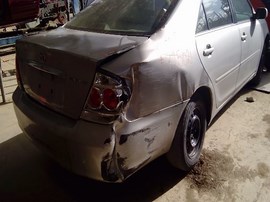 2005 TOYOTA CAMRY, SILVER, LE, 2.4L,  AT,  Z25021